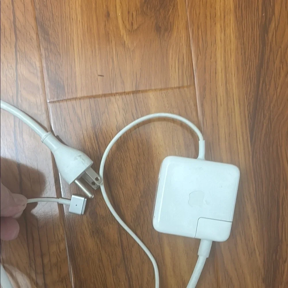 ❤️3 for $15! ❤️ Apple White Power Adapter Cable